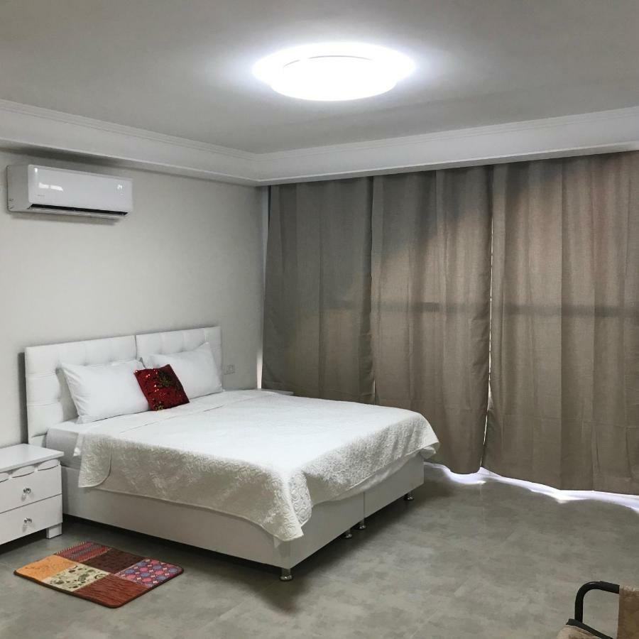Coral Studio Vacation Apartment Ейлат Екстериор снимка