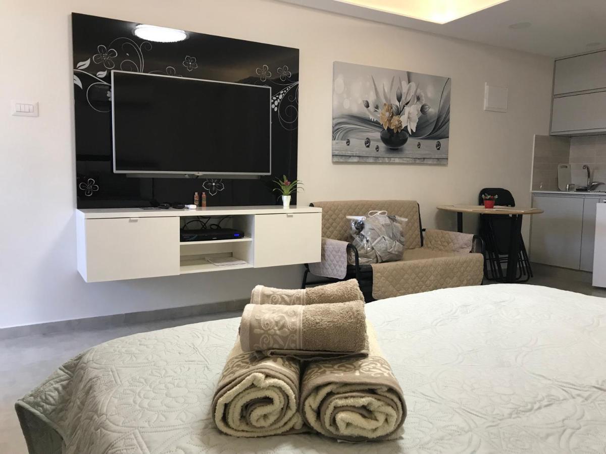 Coral Studio Vacation Apartment Ейлат Екстериор снимка